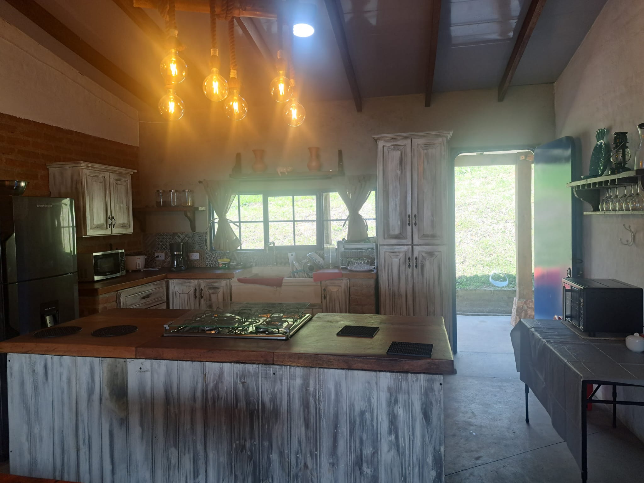 Se Alquila Casa en la Parcelacion villa verde