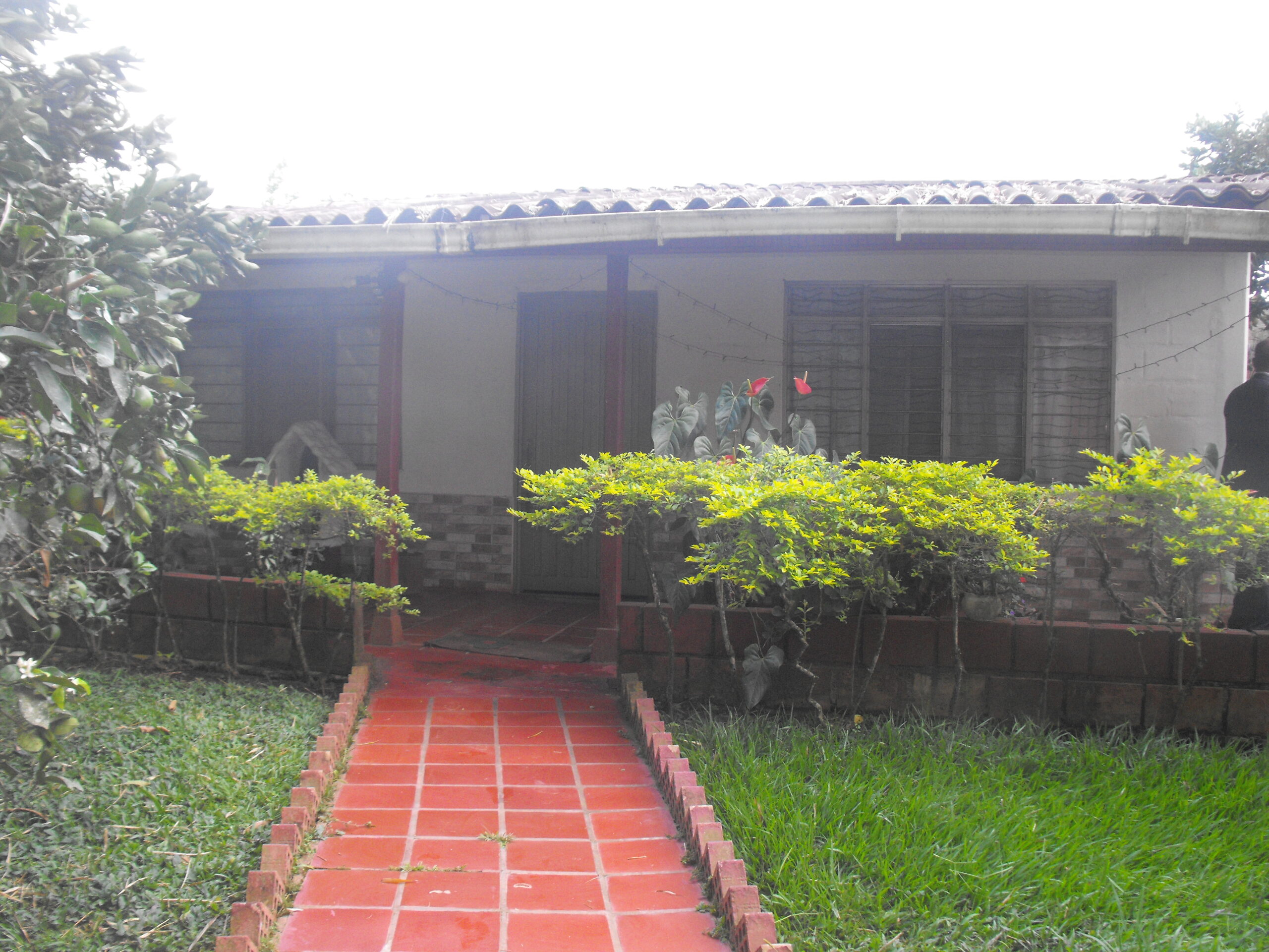 !DEJA DE BUSCAR¡ LA CASA QUE ESTAS ESPERANDO YA ESTA DISPONIBLE EN PAVAS.