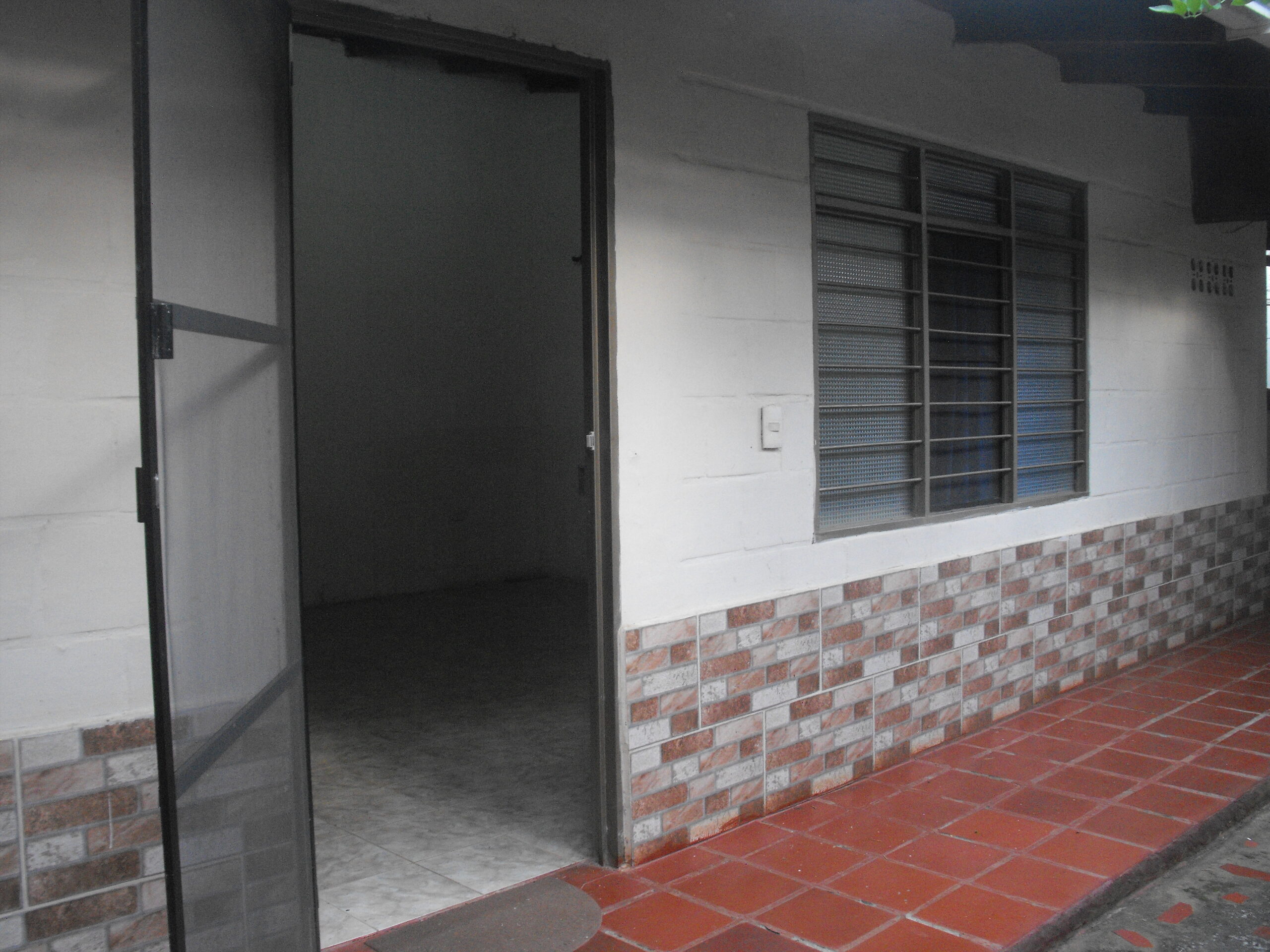 !DEJA DE BUSCAR¡ LA CASA QUE ESTAS ESPERANDO YA ESTA DISPONIBLE EN PAVAS.